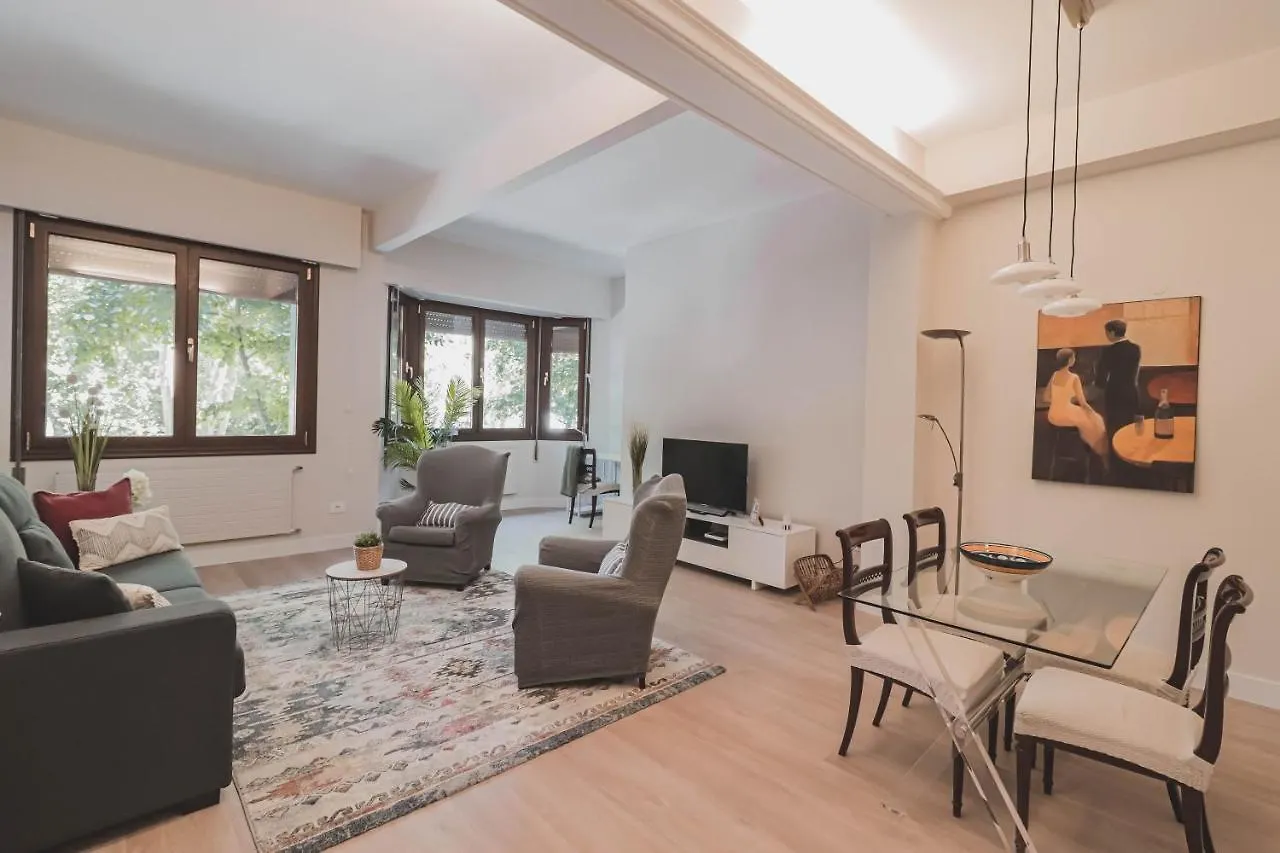Park View Beautiful Apartment Bilbao